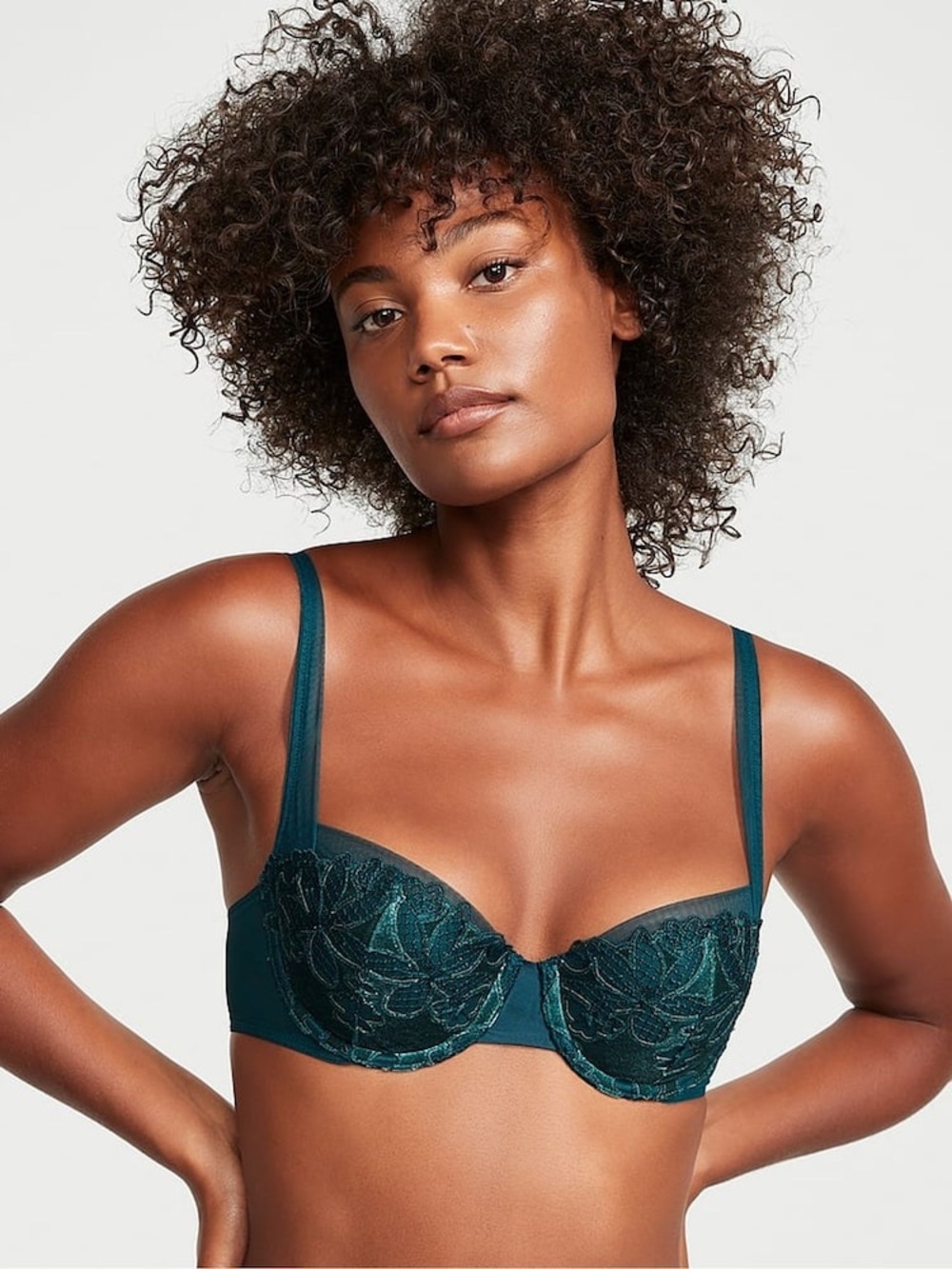 Victoria’s Secret Very Sexy 36DDD Black Ivy Floral Velvet Balconette Bra NWT
